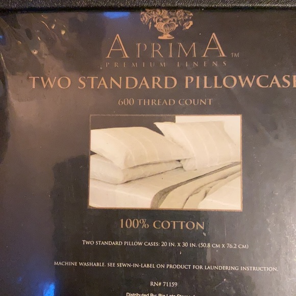 AprimA Premium linens Standard pillowcases (2)  NWT - Picture 5 of 5